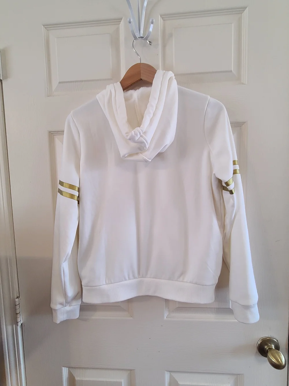 GUESS White Two-Piece Hoodie & Jogger Set with Gold Stripe Size L